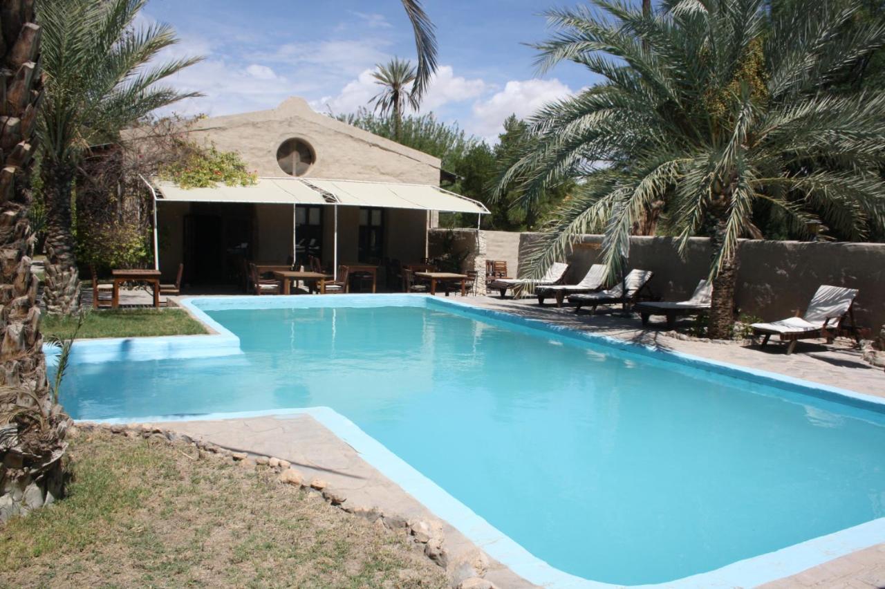 Fort Sesfontein Lodge & Safaris Buitenkant foto